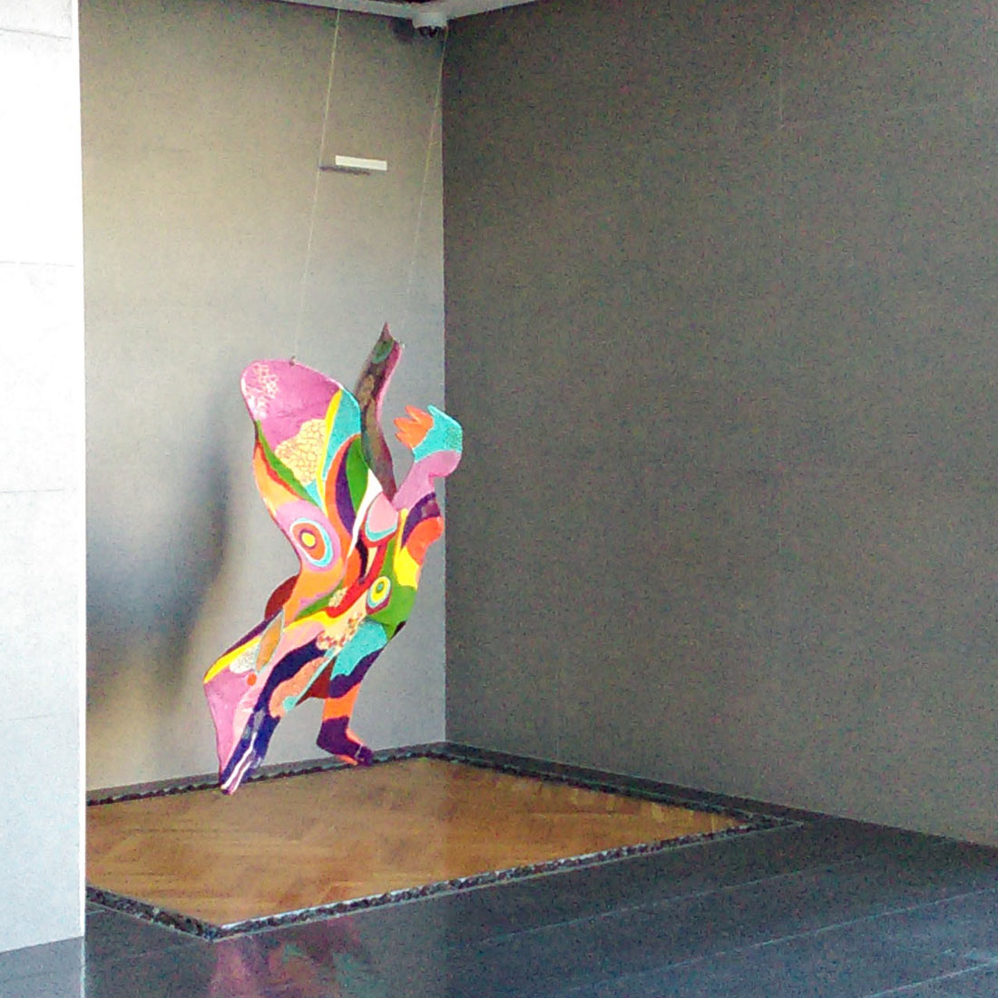 לובי מגדל דירות ברמת גן