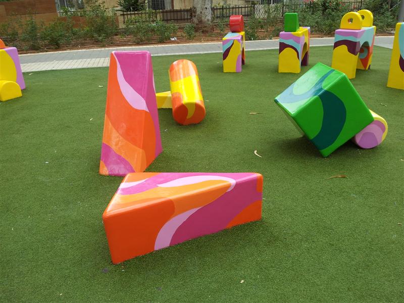 building blocks garden triangles