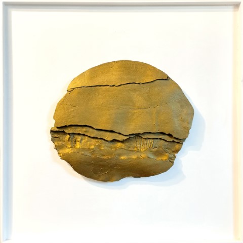 שכבות בטון בזהב