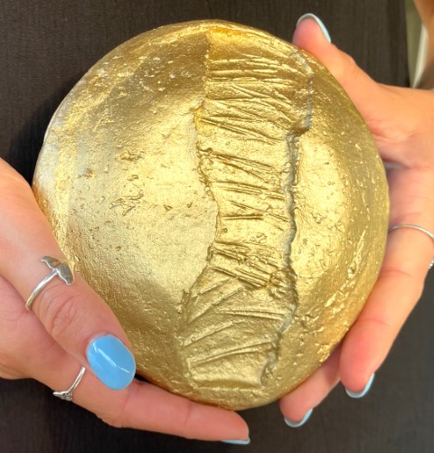 מטבע 4 אנכי ידיים (קטן)