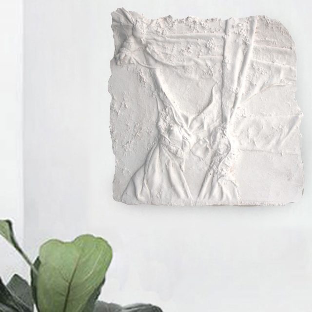 פסל קיר – טקסטורות בלבן – בדים 2